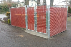 Enclosed privacy metal fence
